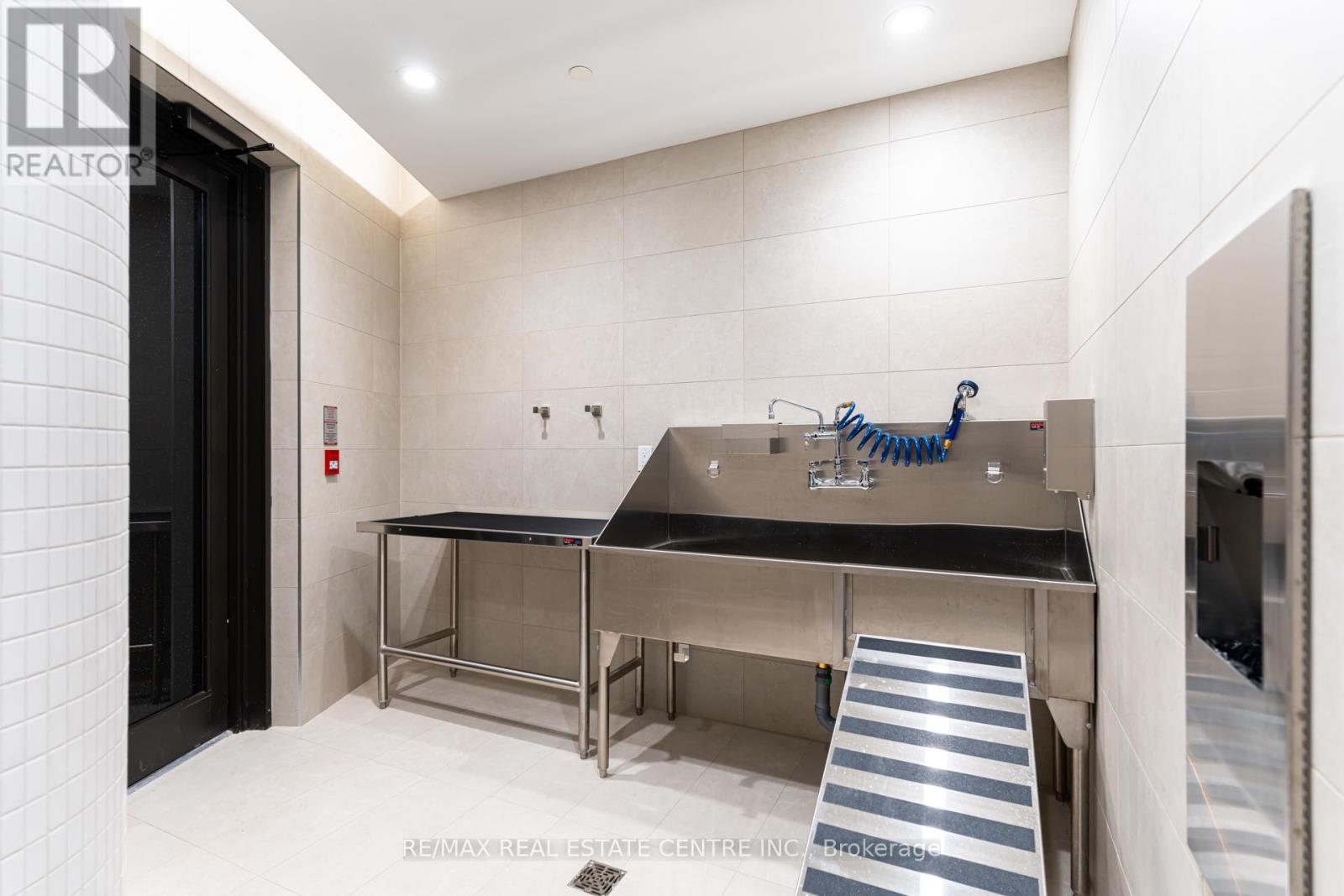 1110 - 3006 William Cutmore Boulevard, Oakville, Ontario  L6H 8A4 - Photo 40 - W13154158