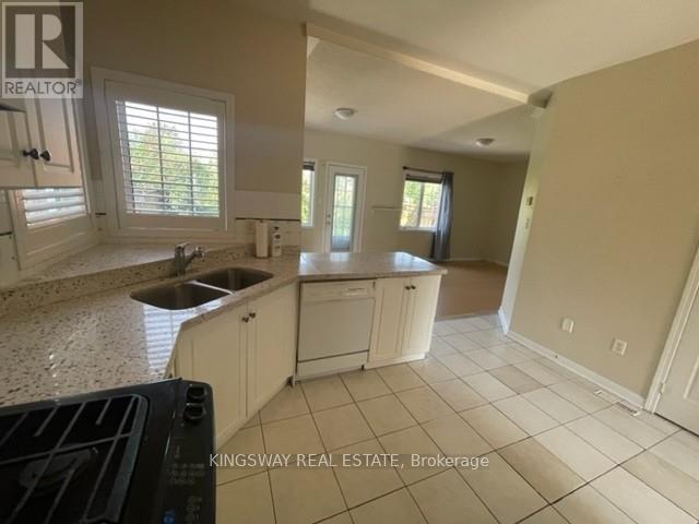 8 Blue Whale Boulevard, Brampton, Ontario  L6R 2R4 - Photo 6 - W13154198