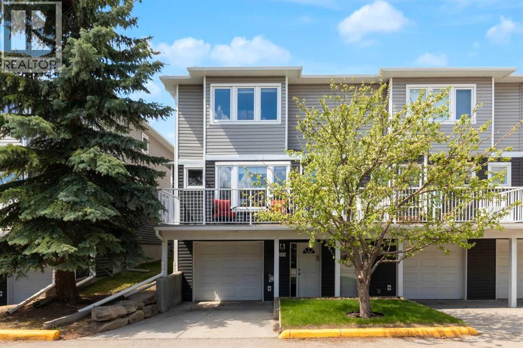 675 Regal Park NE, Calgary, Alberta  T2E 0S6 - Photo 1 - A2311479