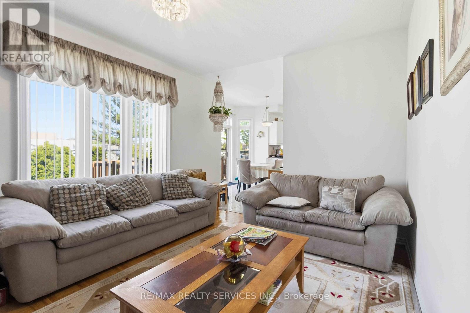82 Mainard Crescent, Brampton, Ontario  L6R 2T8 - Photo 11 - W13154258