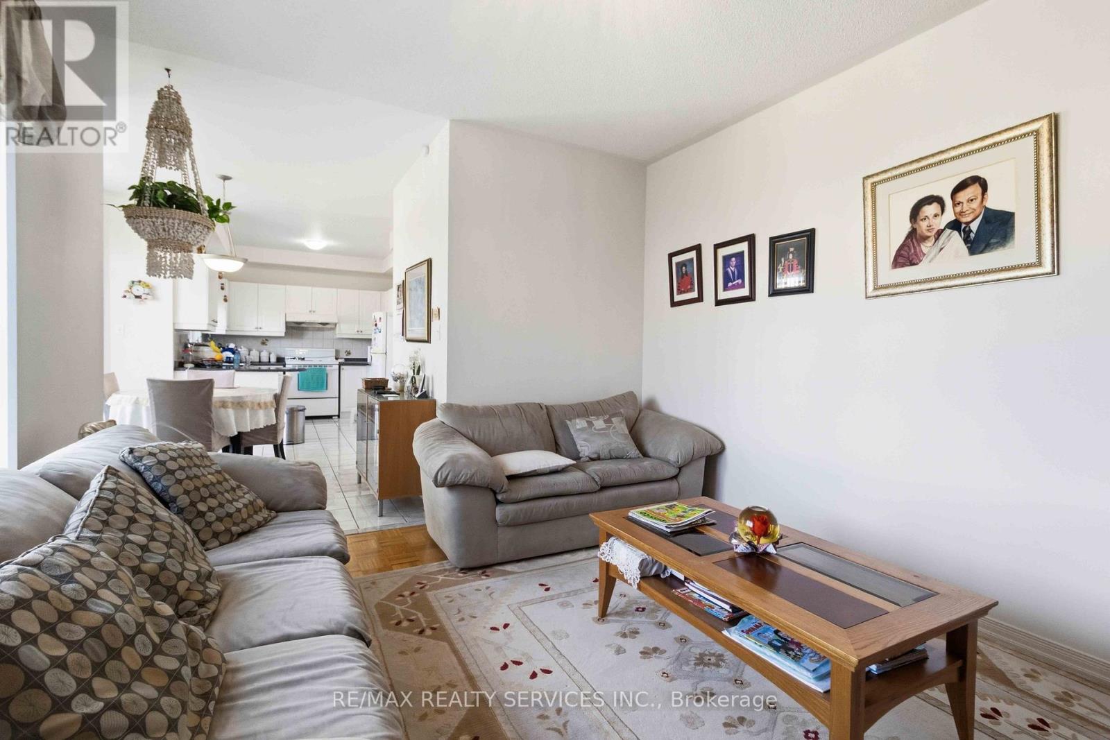 82 Mainard Crescent, Brampton, Ontario  L6R 2T8 - Photo 12 - W13154258