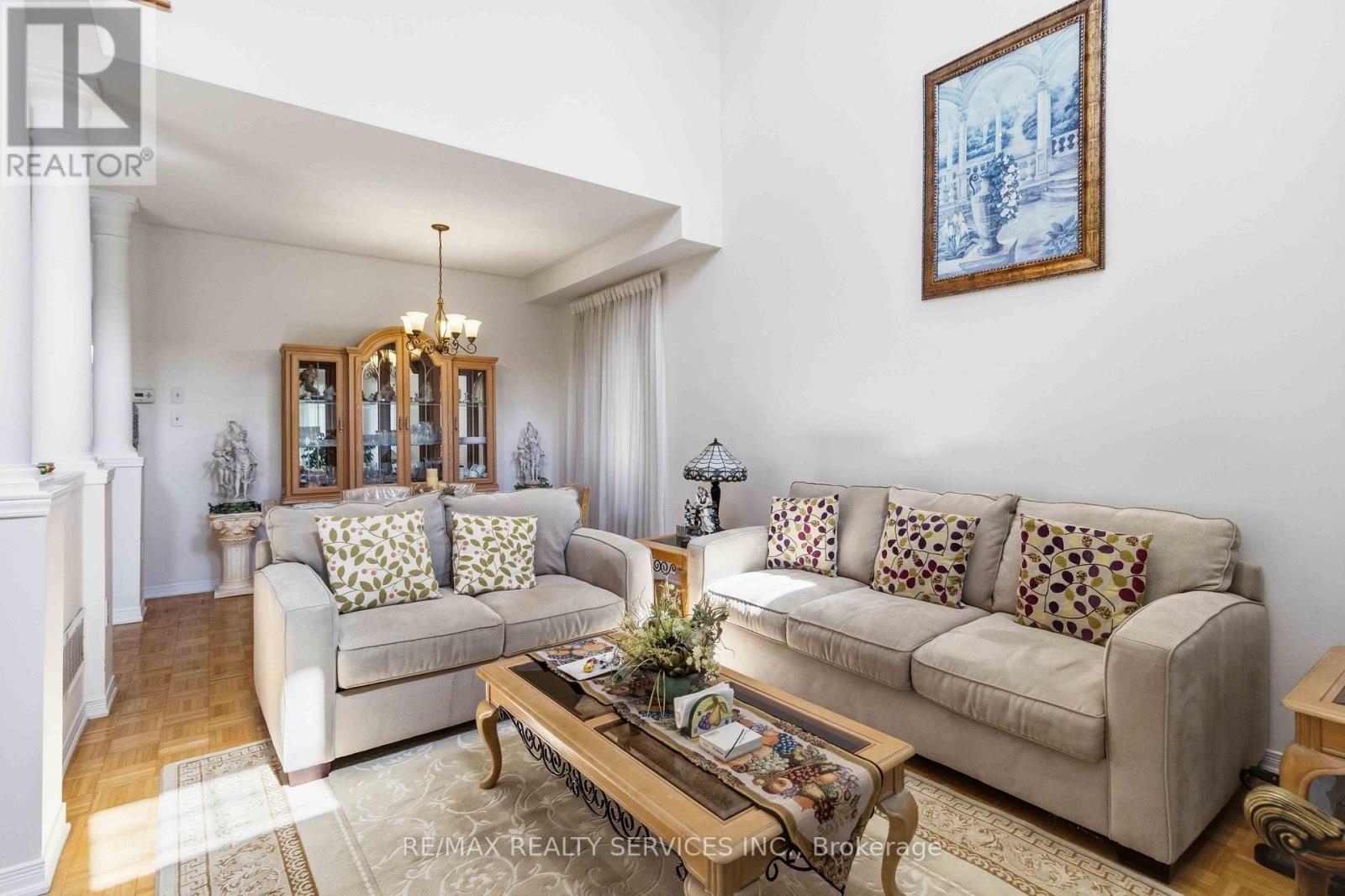 82 Mainard Crescent, Brampton, Ontario  L6R 2T8 - Photo 7 - W13154258