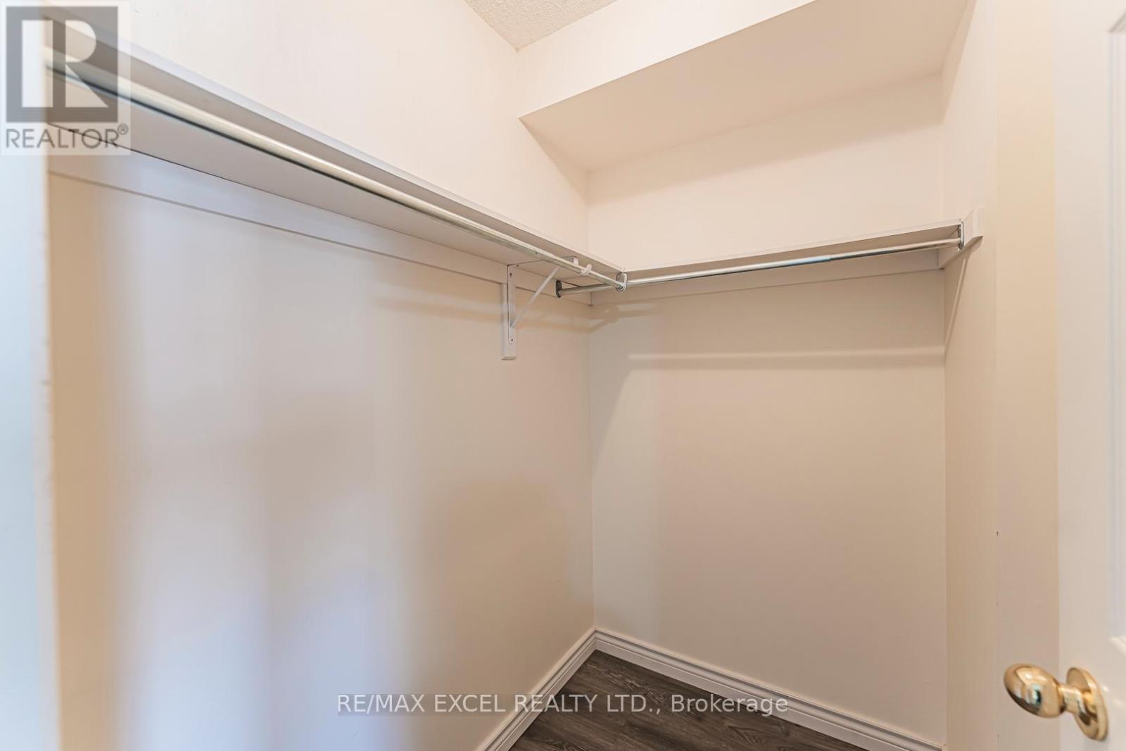 98 Georgian Drive, Oakville, Ontario  L6H 6V1 - Photo 19 - W13154312