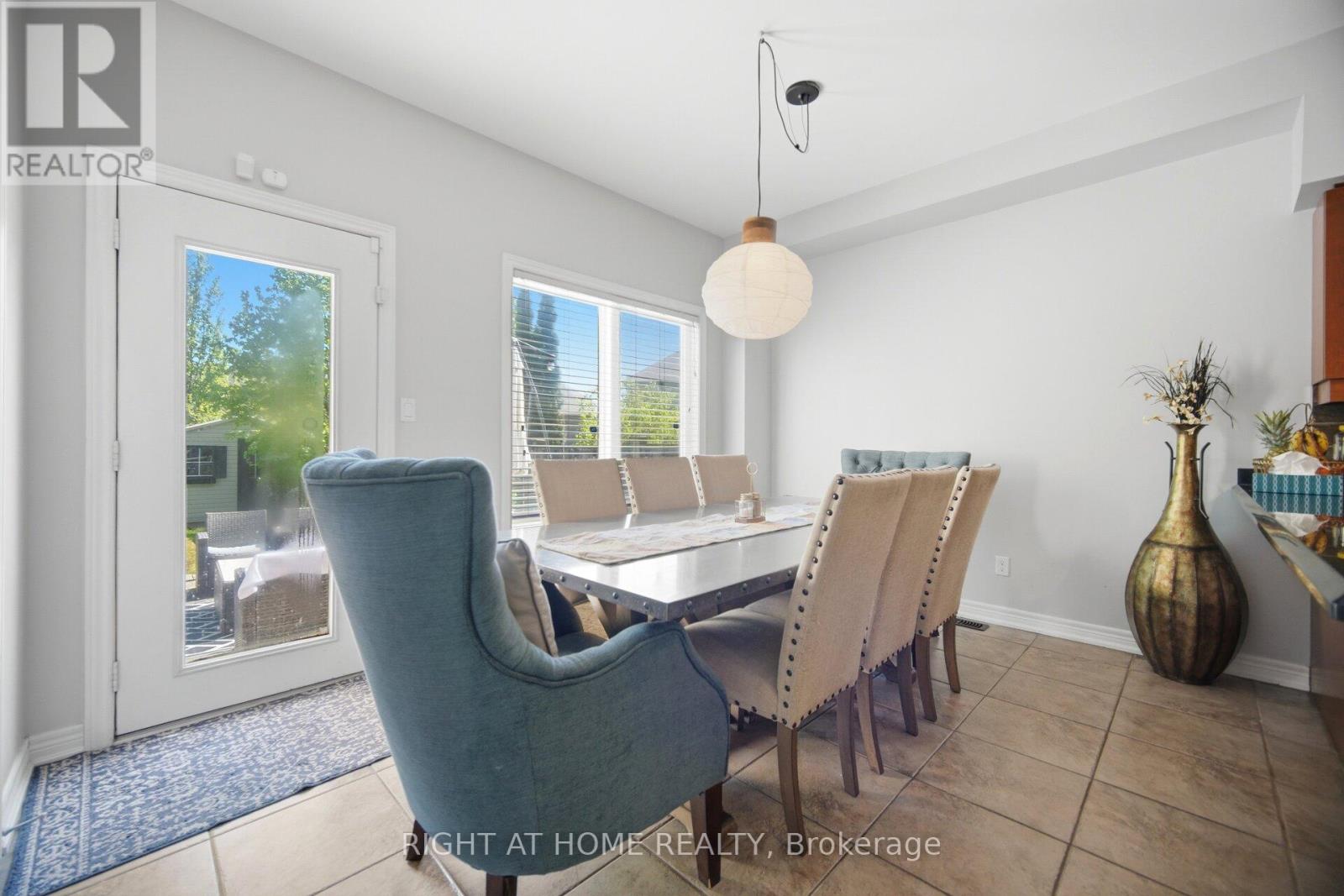 2233 Littondale Lane, Oakville, Ontario  L6M 0B7 - Photo 16 - W13154338