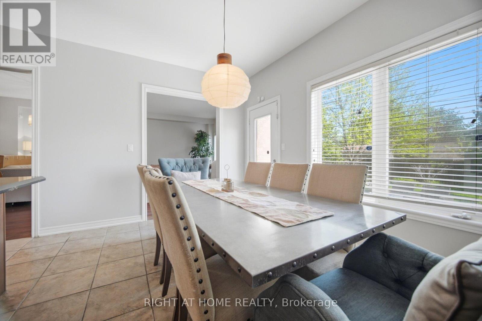 2233 Littondale Lane, Oakville, Ontario  L6M 0B7 - Photo 20 - W13154338