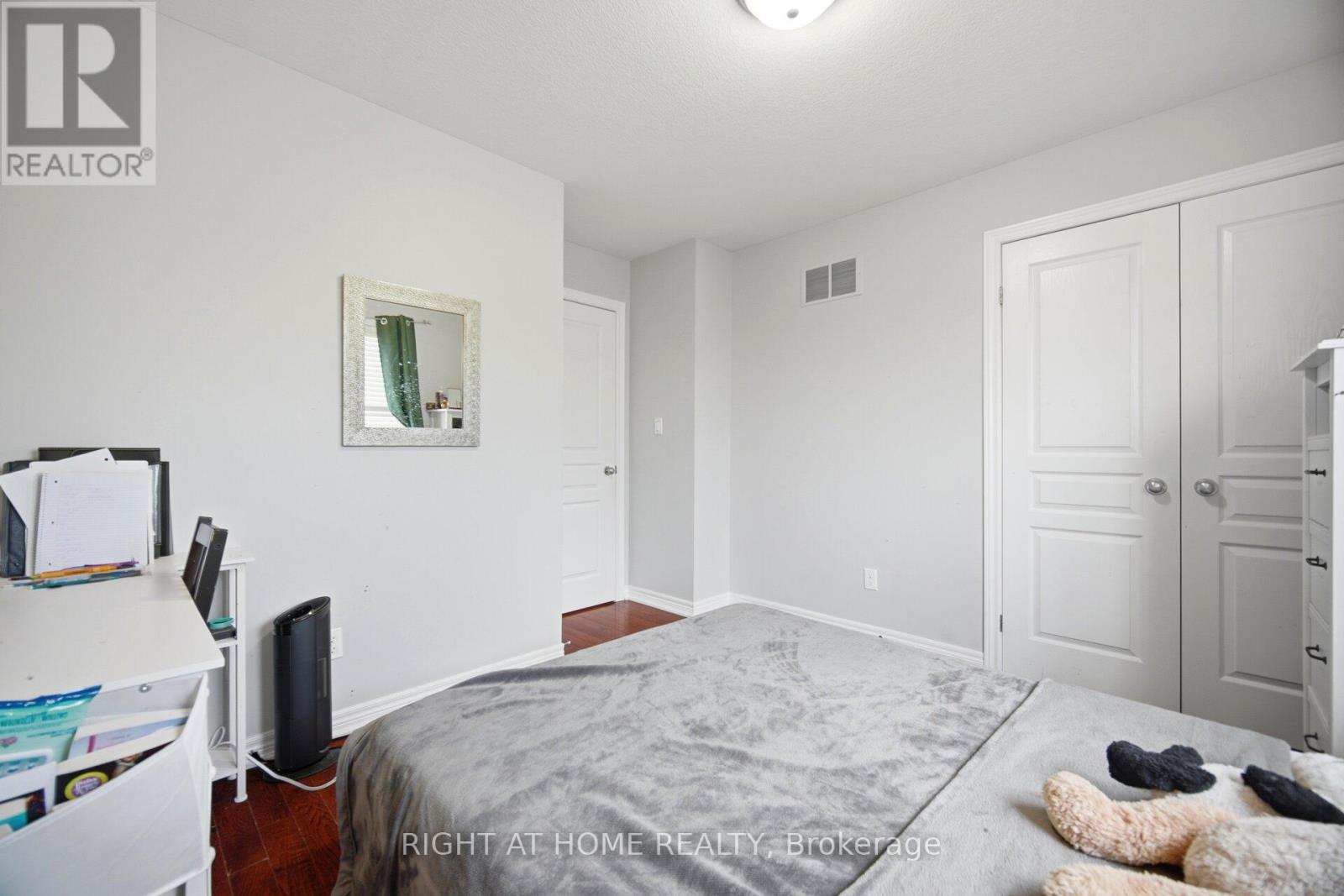 2233 Littondale Lane, Oakville, Ontario  L6M 0B7 - Photo 36 - W13154338