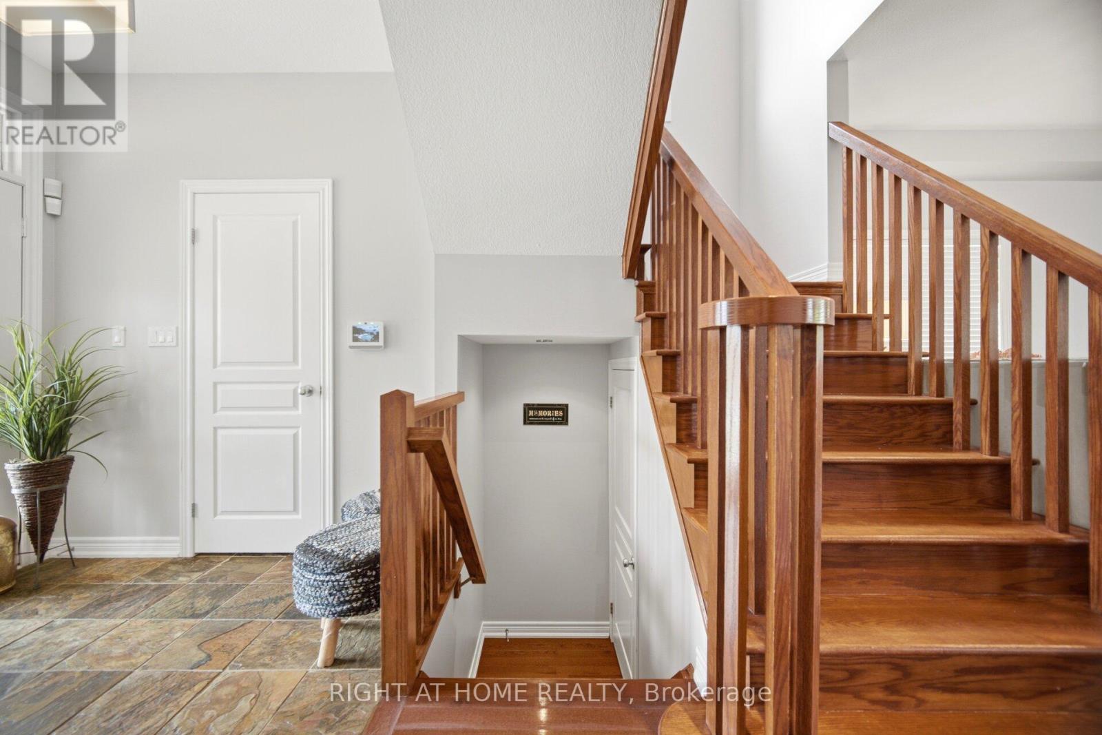 2233 Littondale Lane, Oakville, Ontario  L6M 0B7 - Photo 39 - W13154338
