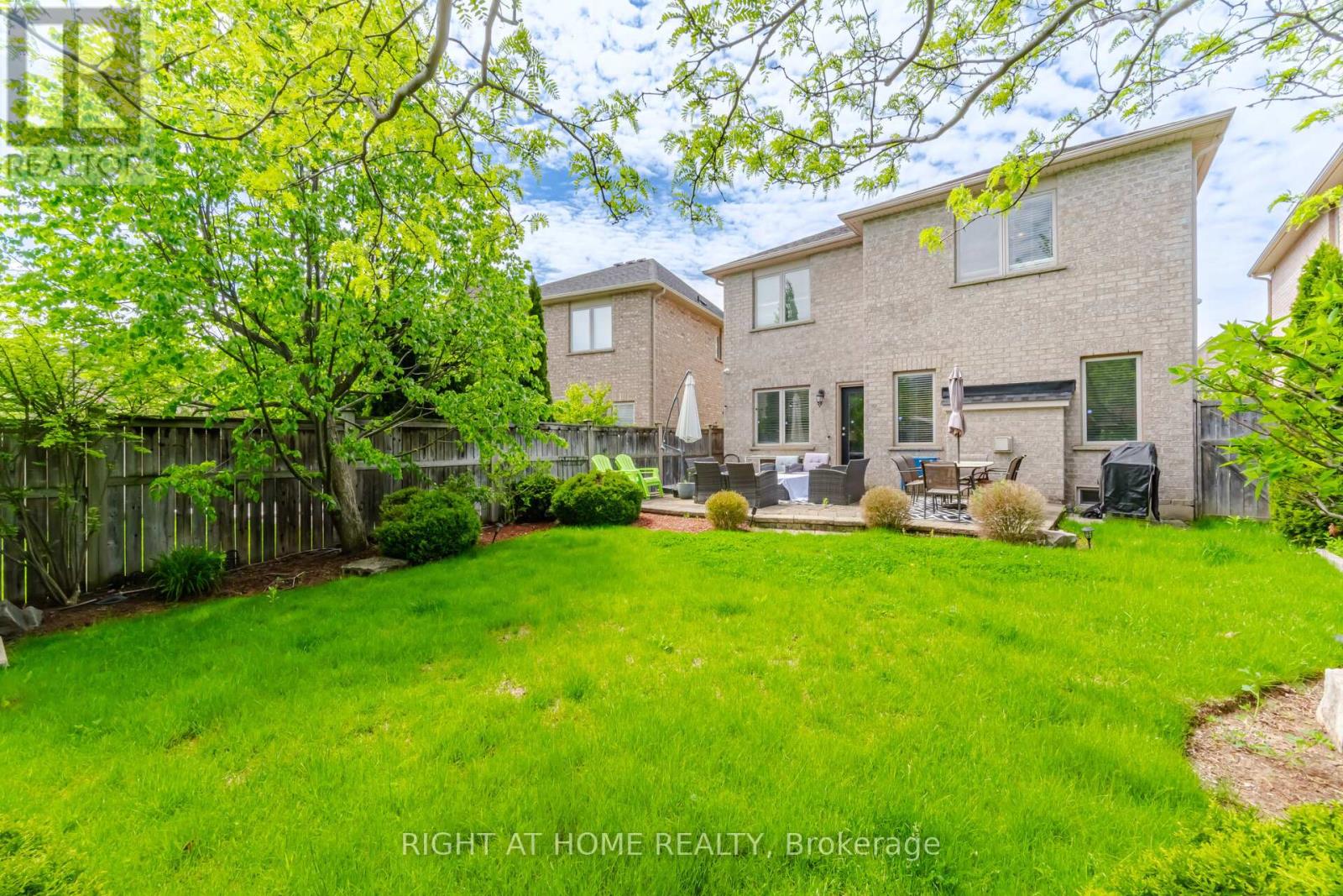 2233 Littondale Lane, Oakville, Ontario  L6M 0B7 - Photo 48 - W13154338