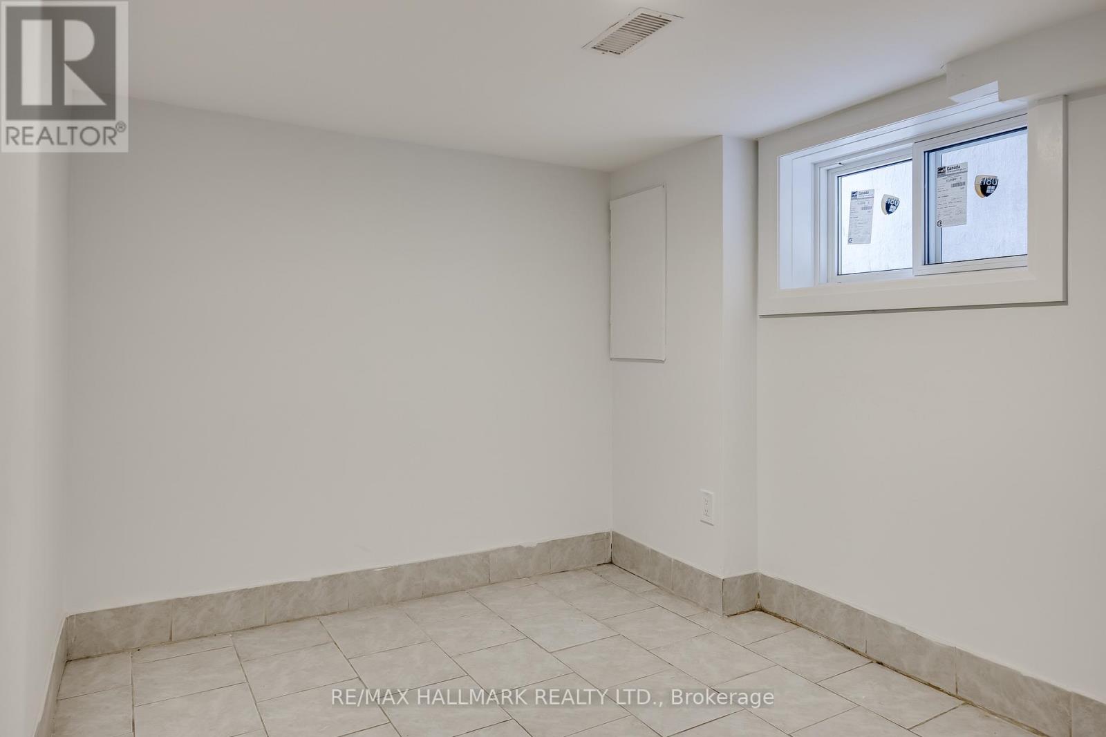 196 Livingstone Avenue, Toronto, Ontario  M6E 2M2 - Photo 35 - W13154352