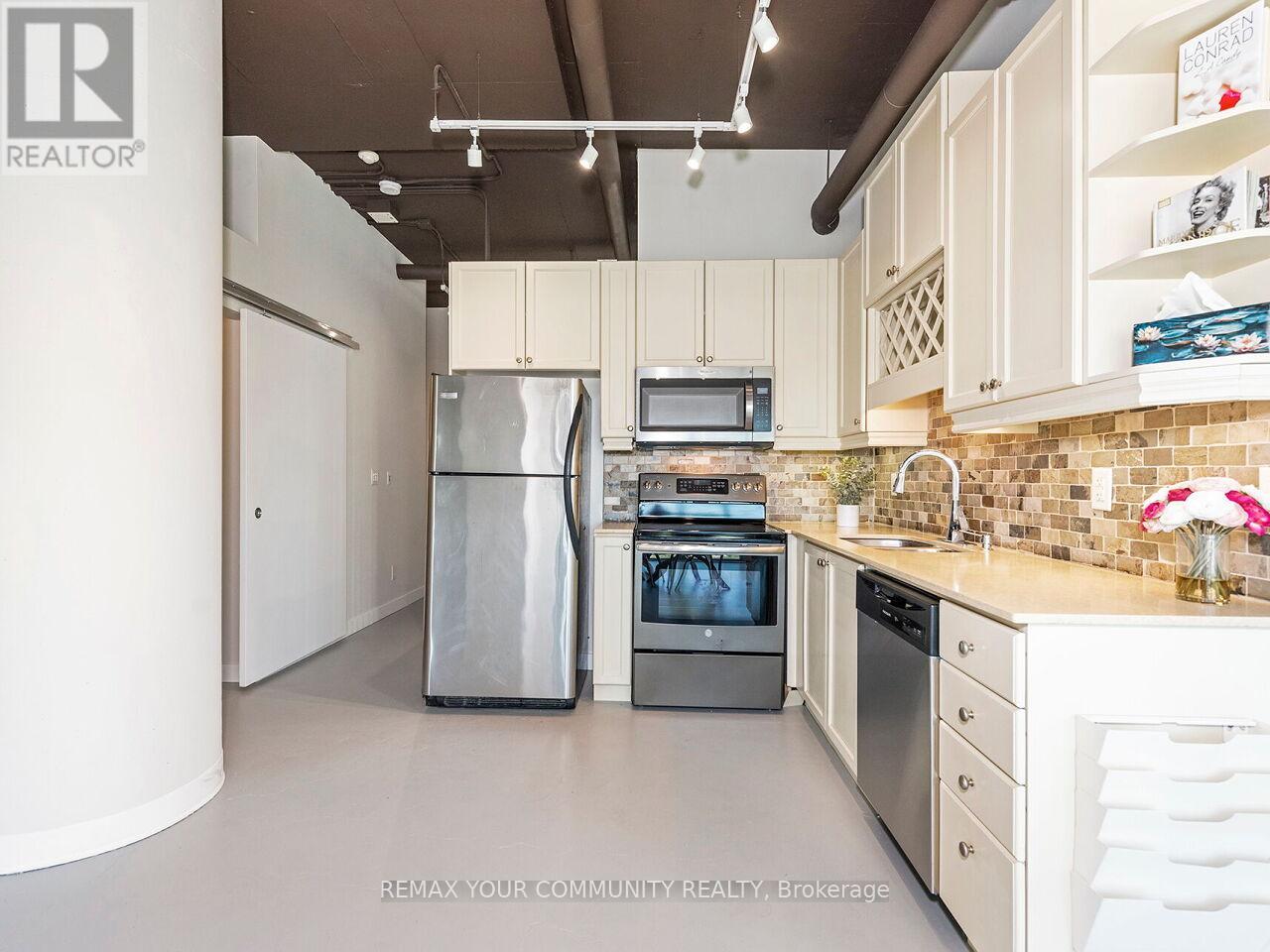 601 - 2 Fieldway Road, Toronto, Ontario  M8Z 0B9 - Photo 9 - W13154384