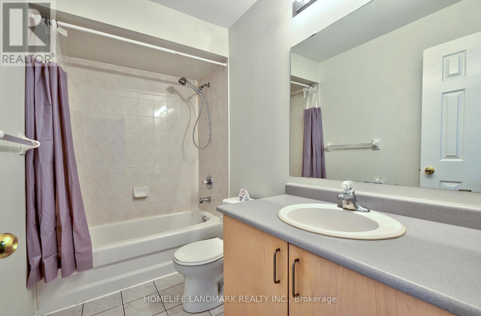 719 Stonebridge Avenue, Mississauga, Ontario  L5V 2K9 - Photo 23 - W13154392