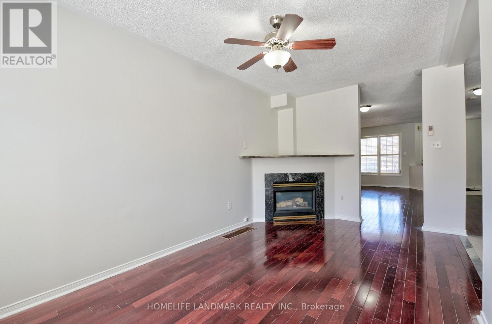 719 Stonebridge Avenue, Mississauga, Ontario  L5V 2K9 - Photo 9 - W13154392