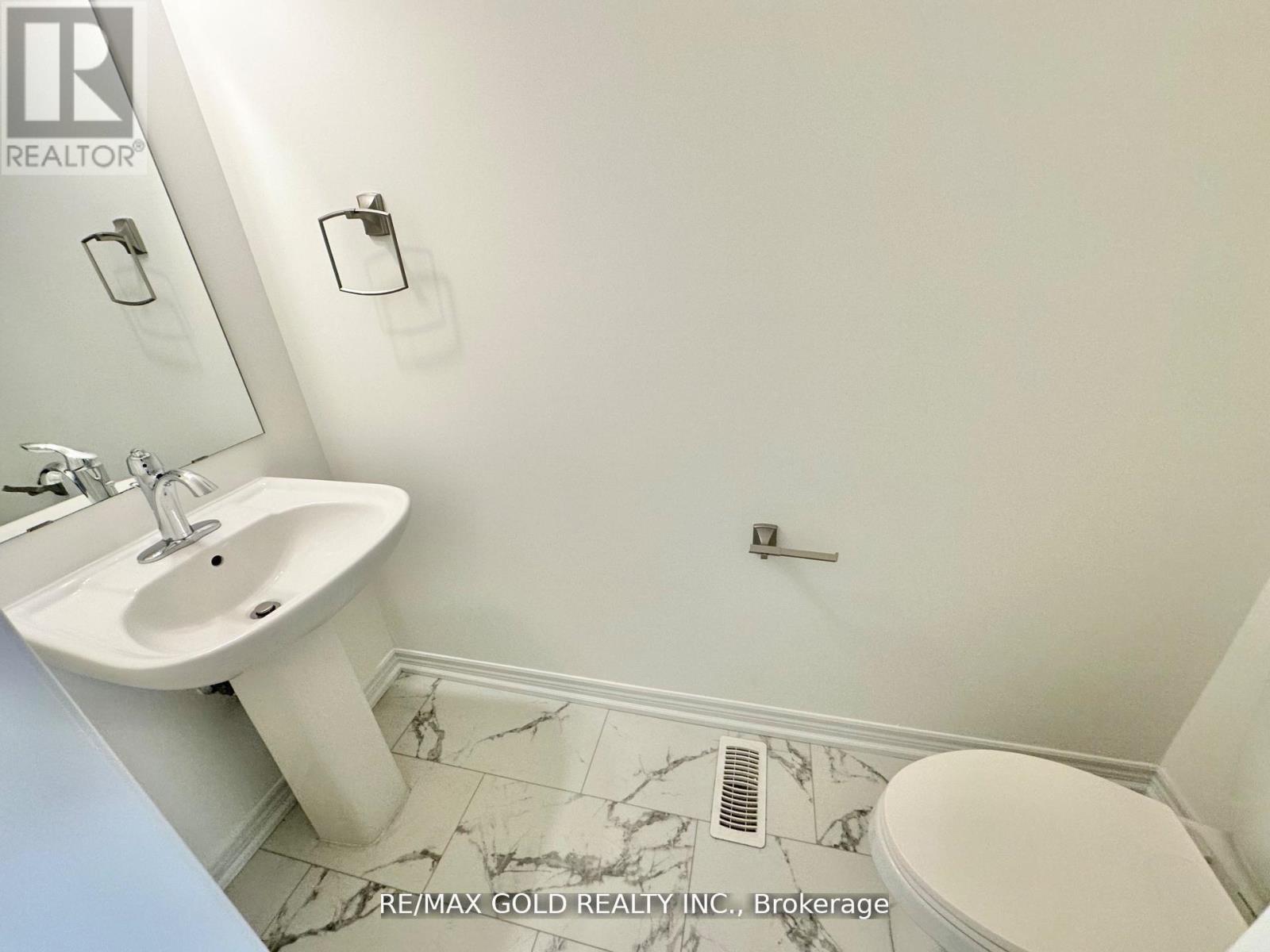 111 Huguenot Road, Oakville, Ontario  L6H 0M3 - Photo 28 - W13154394