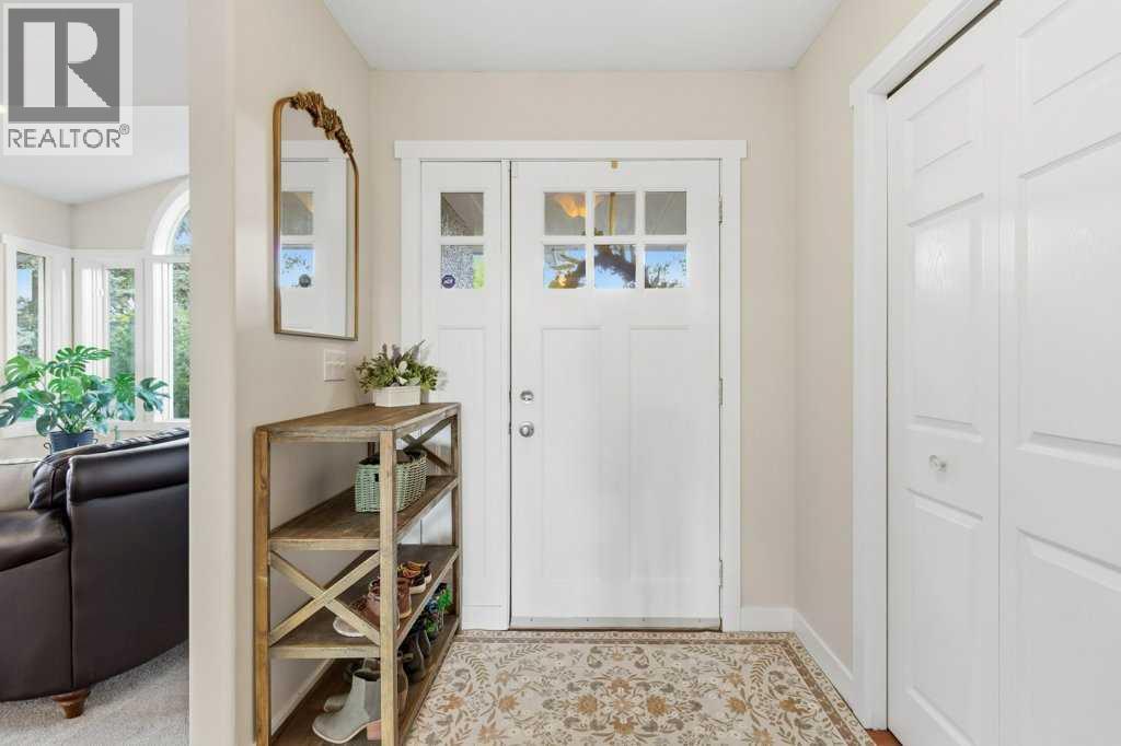 71 Green Meadow Drive, Strathmore, Alberta  T1P 1L3 - Photo 3 - A2312462
