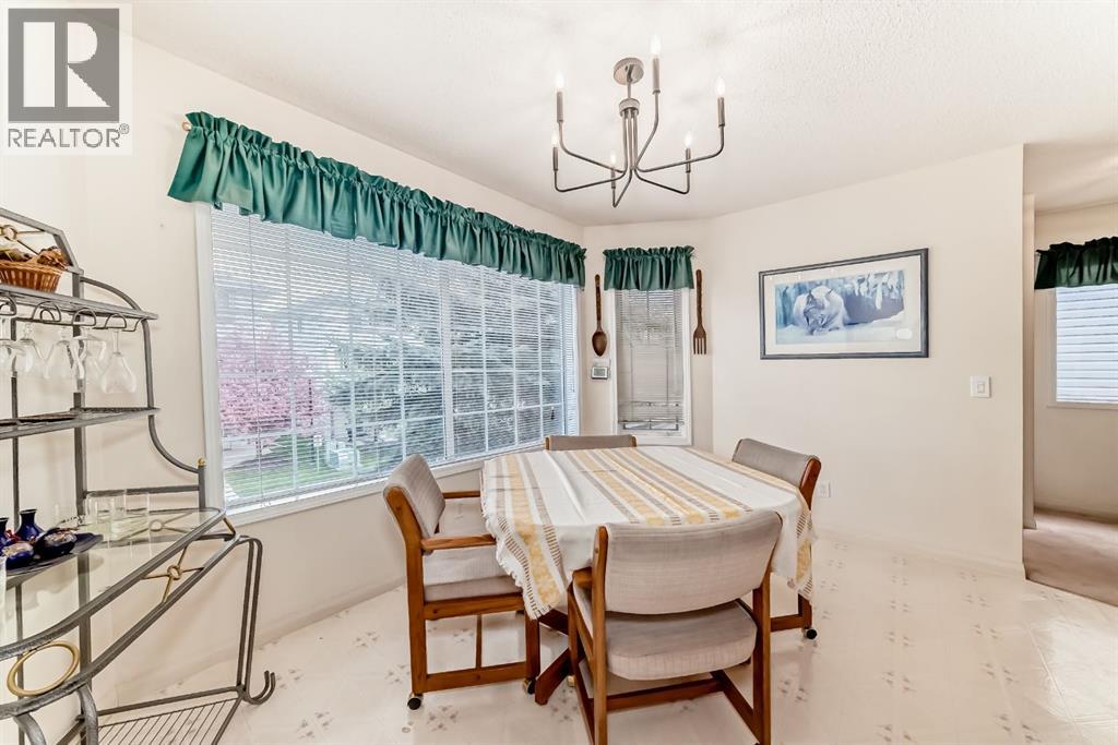 70 Kingsland Villas SW, Calgary, Alberta  T2V 5J9 - Photo 14 - A2312794