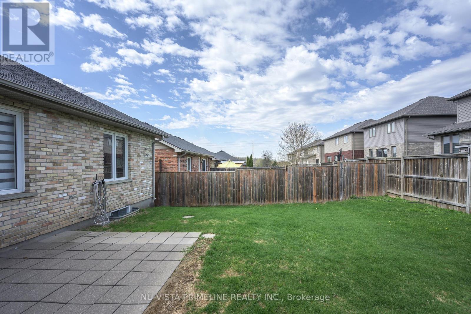 570 Bluebell Road, London North, Ontario  N5X 4L2 - Photo 4 - X13154448