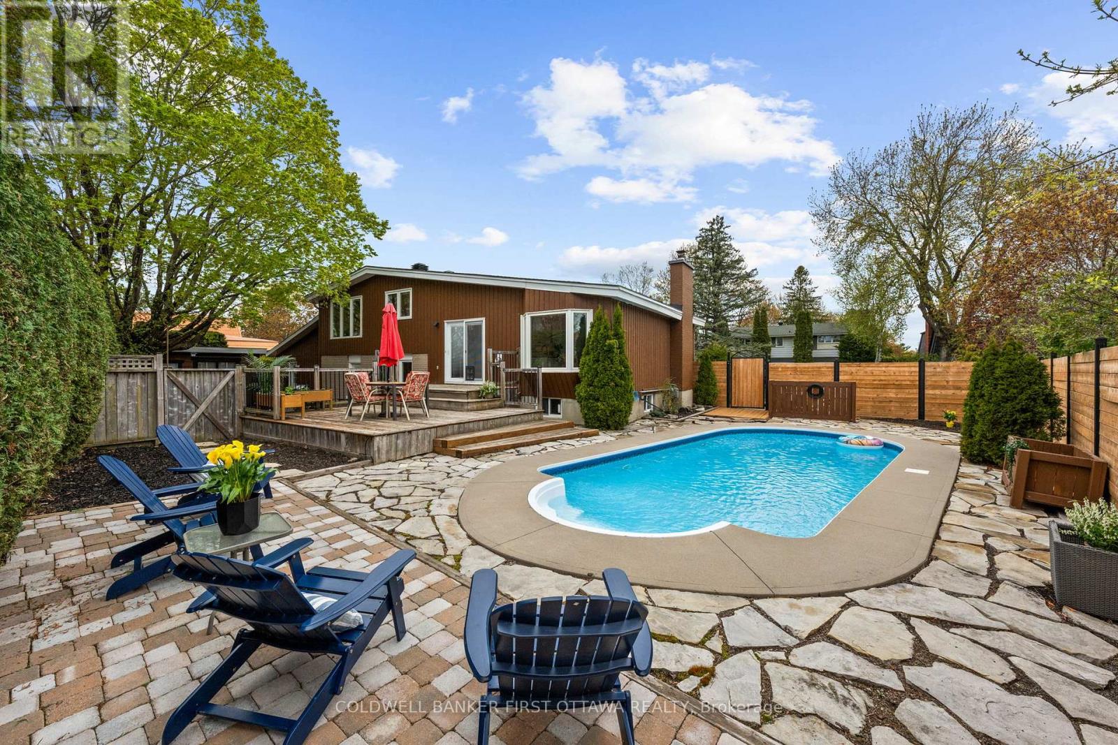 14 Cramer Drive, Ottawa, Ontario K2H 5X4 - Photo 3 - X13154492