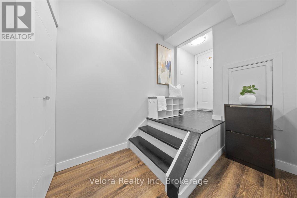 8a Shehyn Lane, Ottawa, Ontario K2G 4Y3 - Photo 3 - X13154502