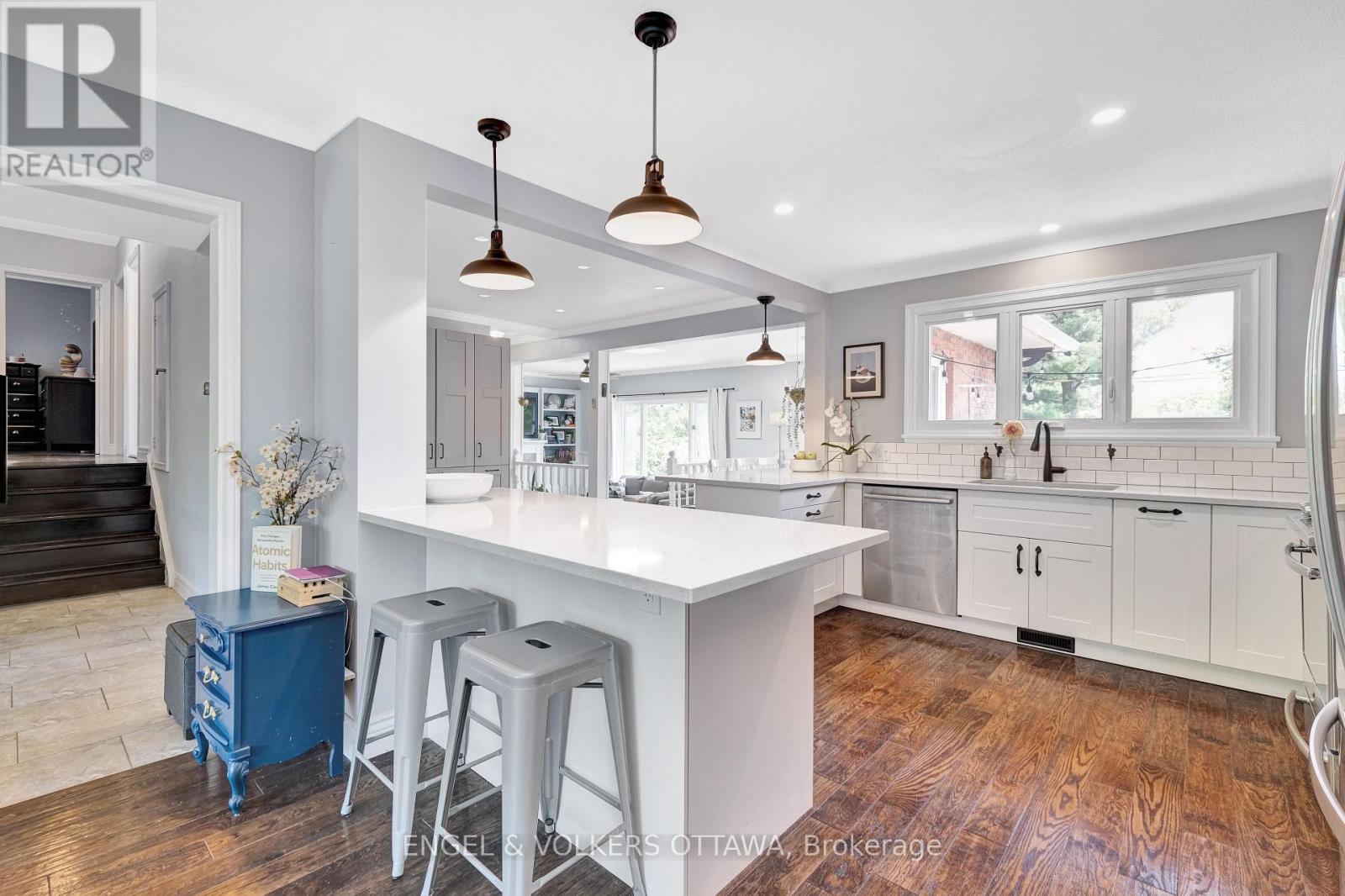 2057 Alton Street, Ottawa, Ontario  K1G 1X3 - Photo 15 - X13154634