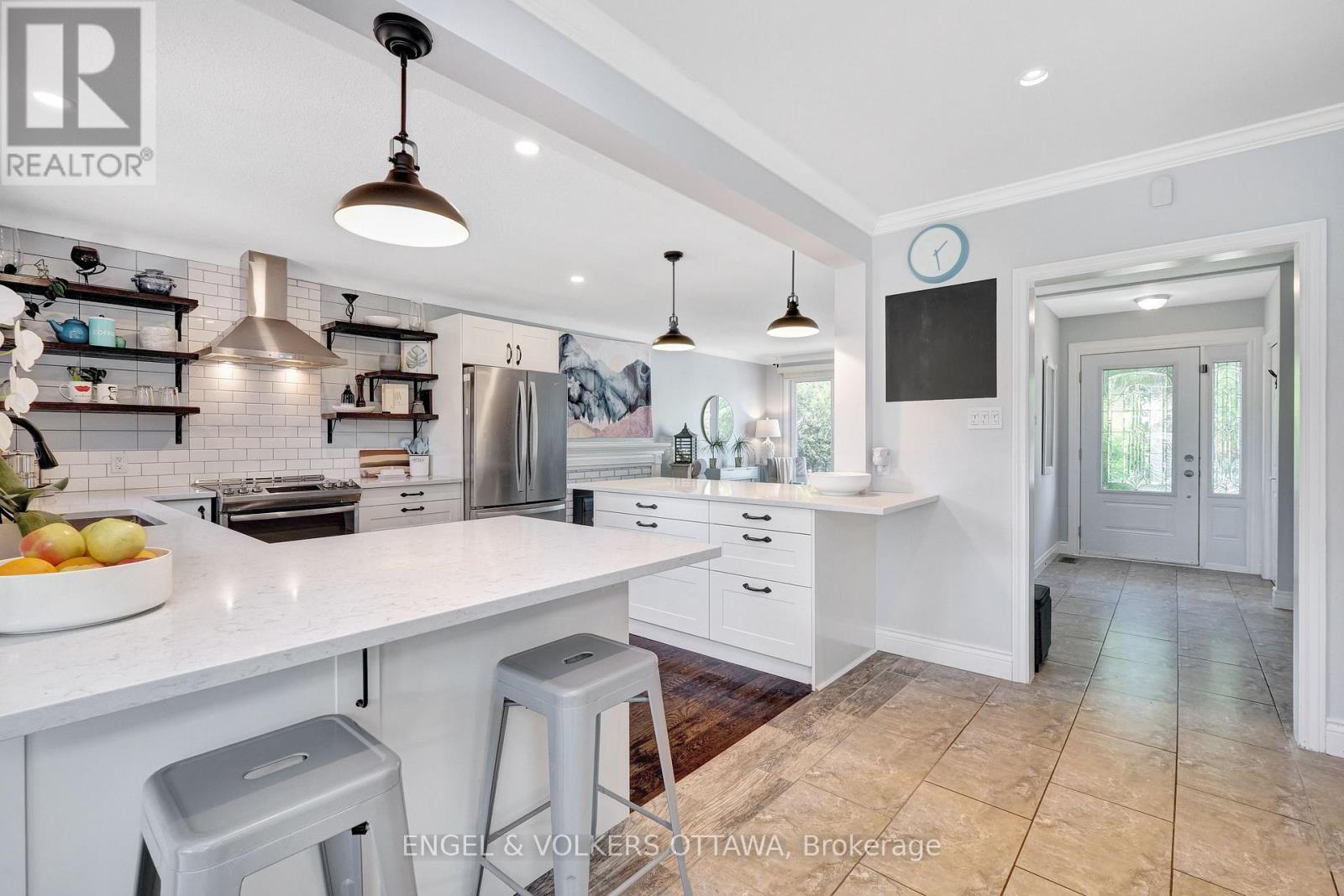 2057 Alton Street, Ottawa, Ontario  K1G 1X3 - Photo 18 - X13154634