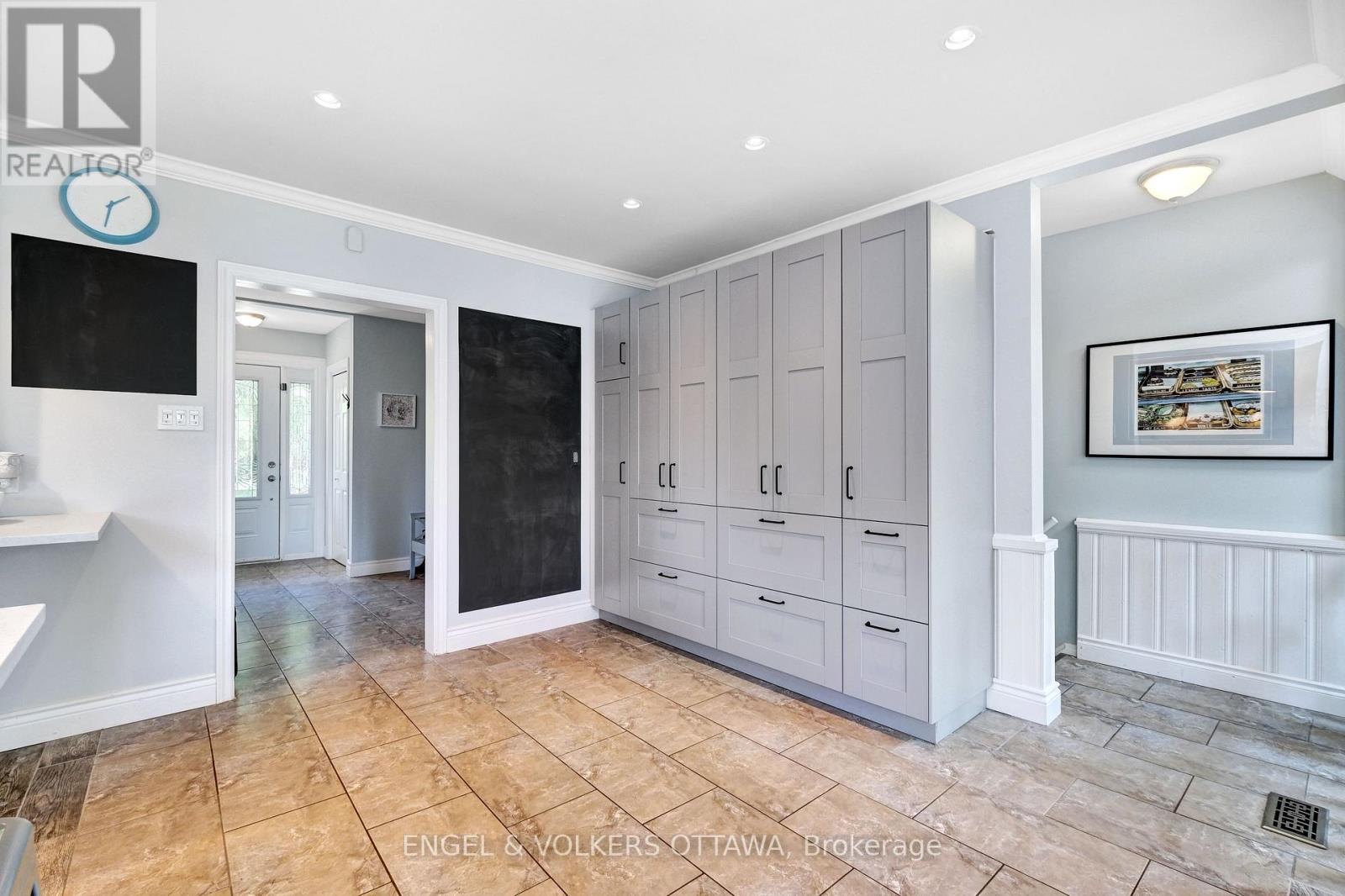 2057 Alton Street, Ottawa, Ontario  K1G 1X3 - Photo 24 - X13154634
