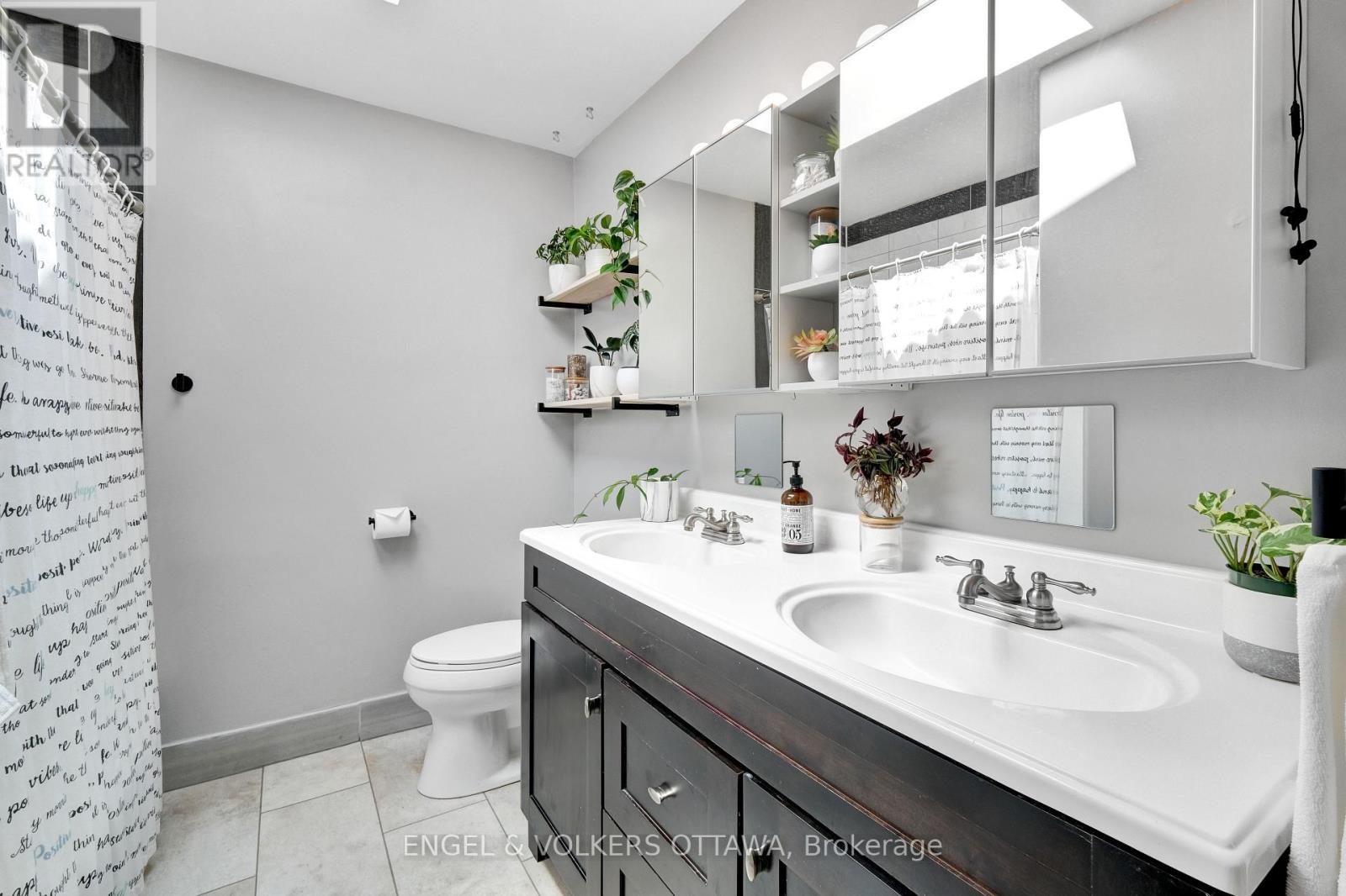 2057 Alton Street, Ottawa, Ontario  K1G 1X3 - Photo 30 - X13154634