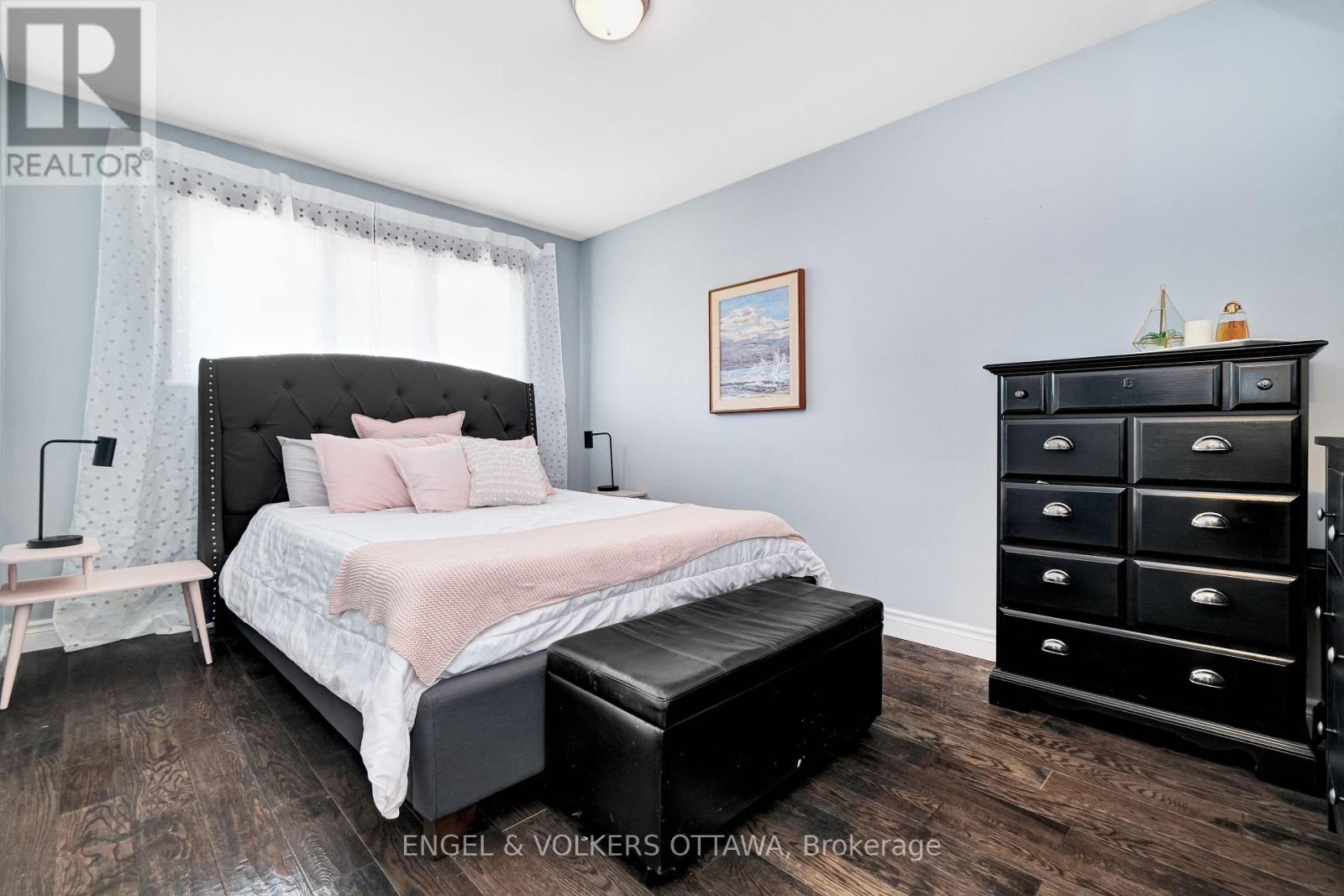 2057 Alton Street, Ottawa, Ontario  K1G 1X3 - Photo 32 - X13154634