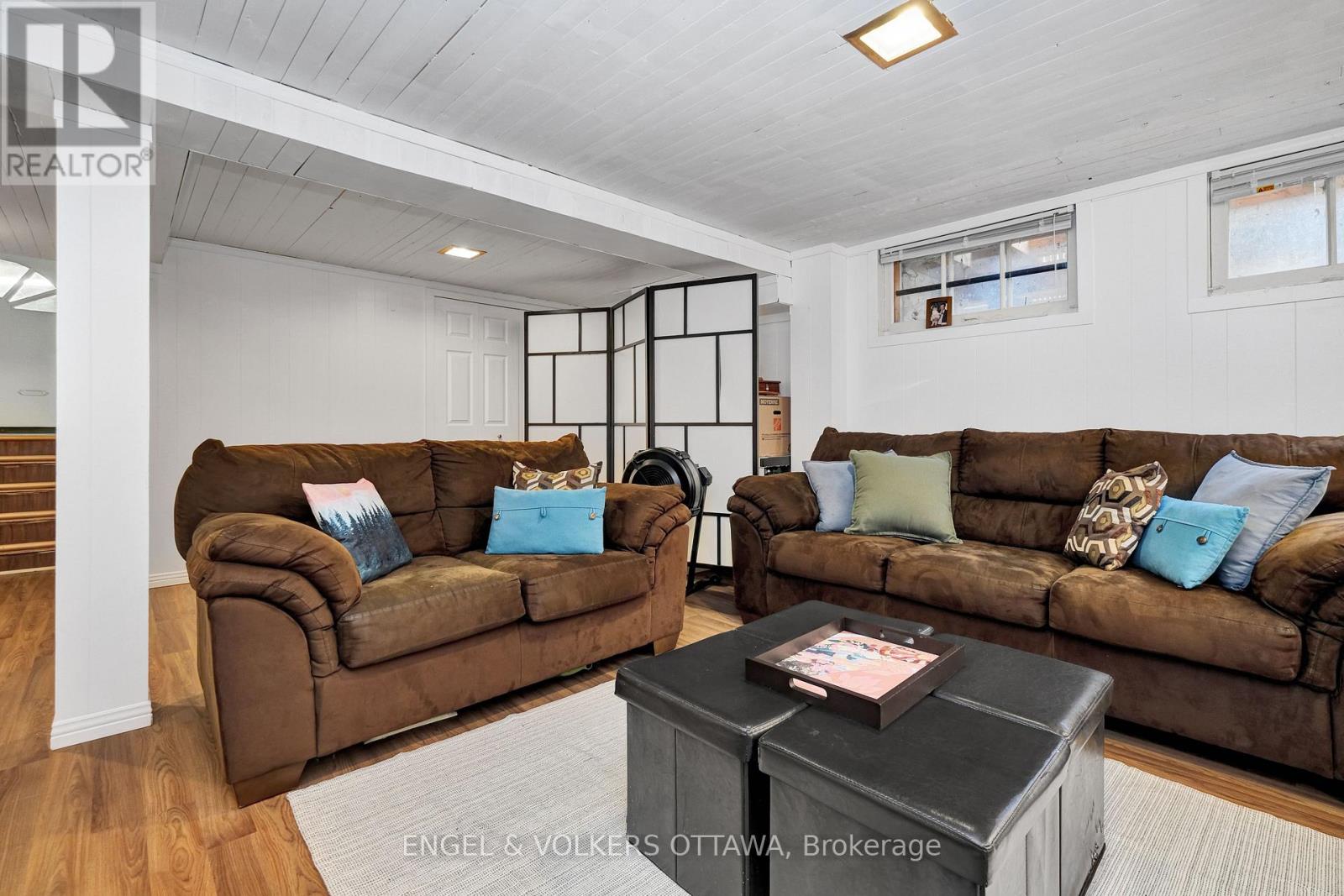 2057 Alton Street, Ottawa, Ontario  K1G 1X3 - Photo 40 - X13154634