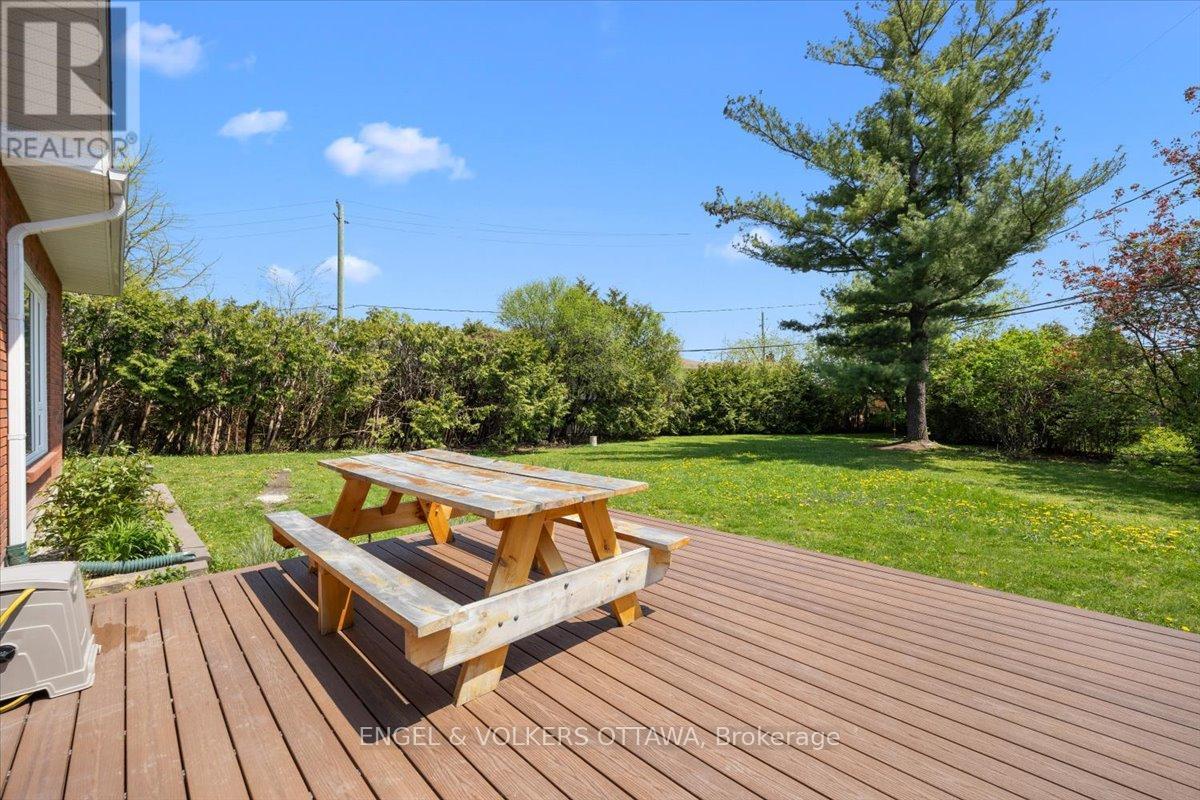 2057 Alton Street, Ottawa, Ontario  K1G 1X3 - Photo 45 - X13154634
