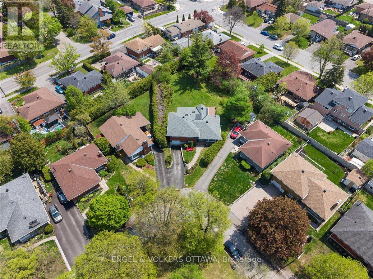 2057 Alton Street, Ottawa, Ontario  K1G 1X3 - Photo 46 - X13154634