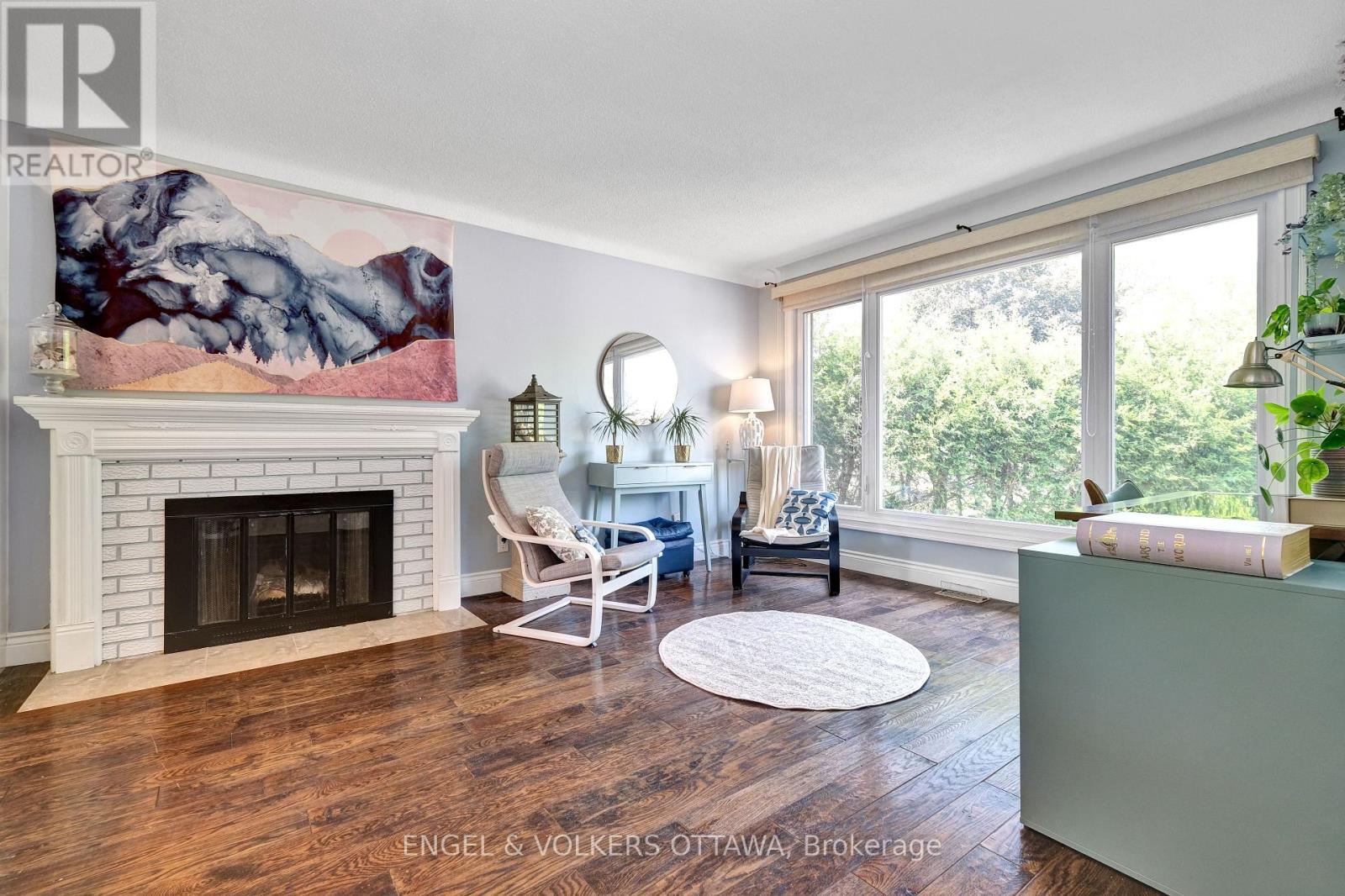 2057 Alton Street, Ottawa, Ontario  K1G 1X3 - Photo 6 - X13154634