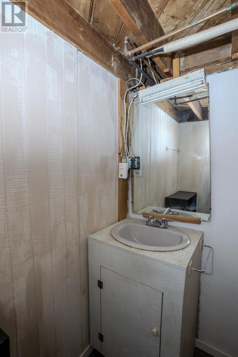 492 Brock St E, Thunder Bay, Ontario  P7E 4H7 - Photo 32 - TB2600941