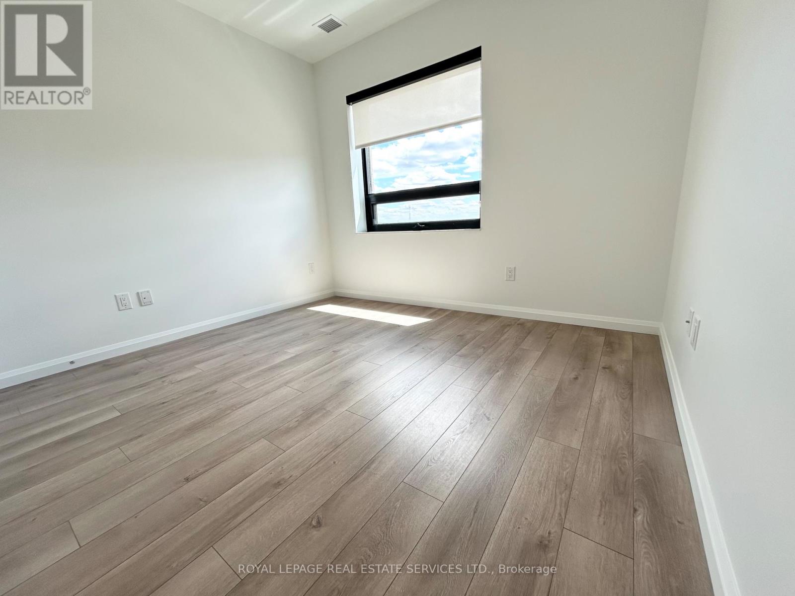 301 - 144 Watson Road N, Guelph, Ontario  N1E 0S4 - Photo 14 - X13153746