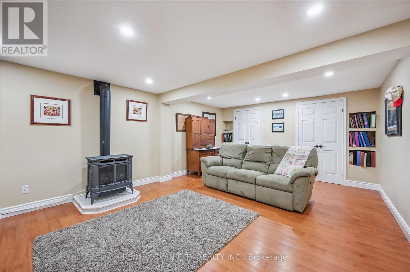 70 Peachtree Crescent, Cambridge, Ontario  N1S 4W3 - Photo 20 - X13153768