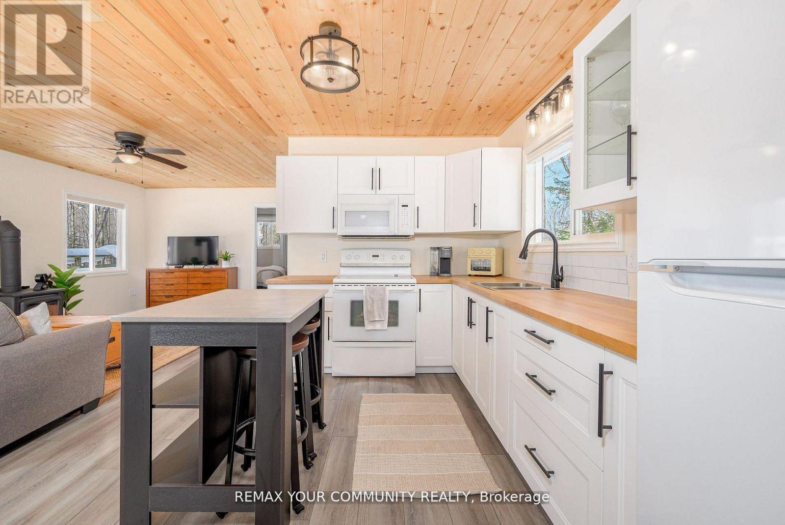 1534 Salerno Lake Road, Highlands East, Ontario K0M 1X0 - Photo 11 - X13153826