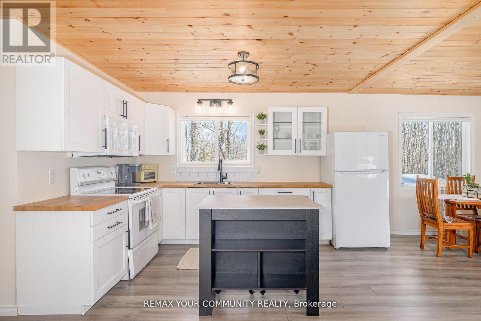 1534 Salerno Lake Road, Highlands East, Ontario K0M 1X0 - Photo 13 - X13153826