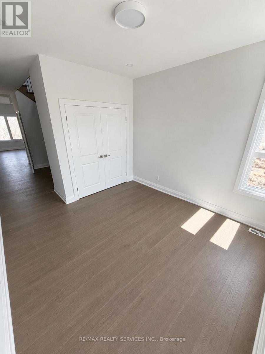6441 Sunshine Common, Niagara Falls, Ontario  L2G 0E4 - Photo 2 - X13153952