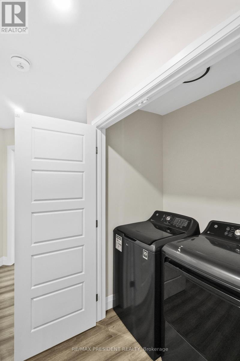 191 Foxborough Place, Thames Centre, Ontario  N0M 2P0 - Photo 38 - X13154306