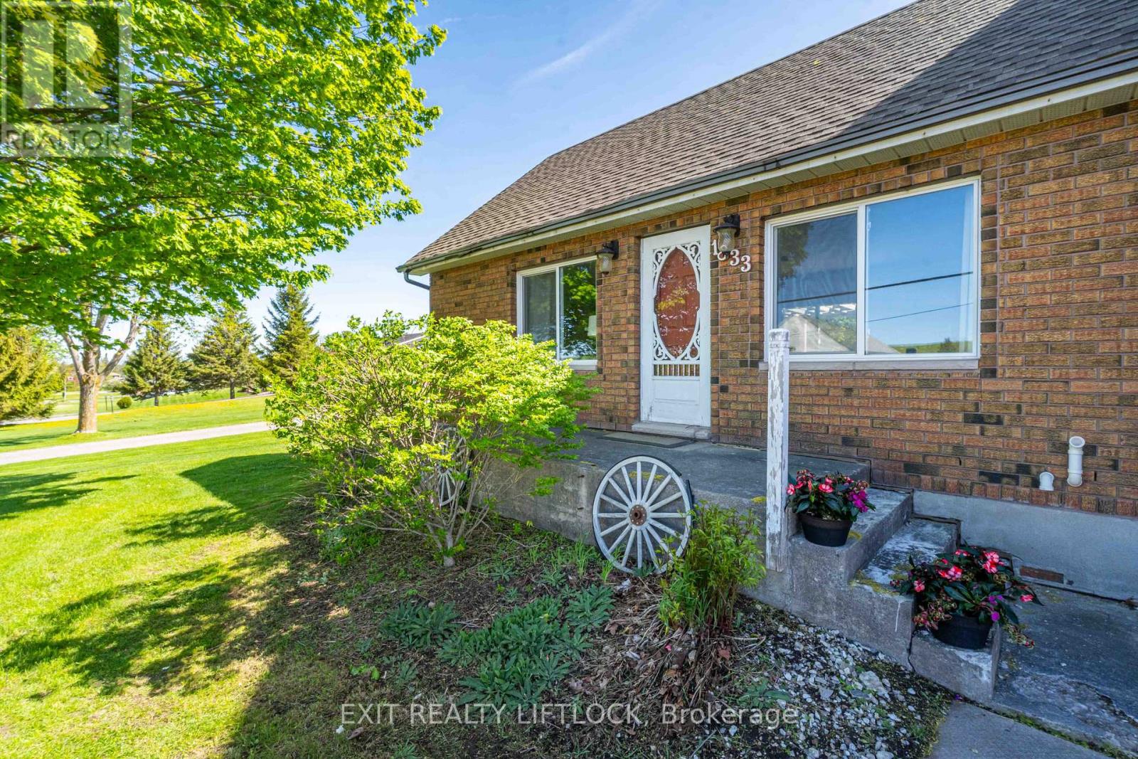 1833 Keene Road, Otonabee-South Monaghan, Ontario  K9J 6X7 - Photo 1 - X12982234