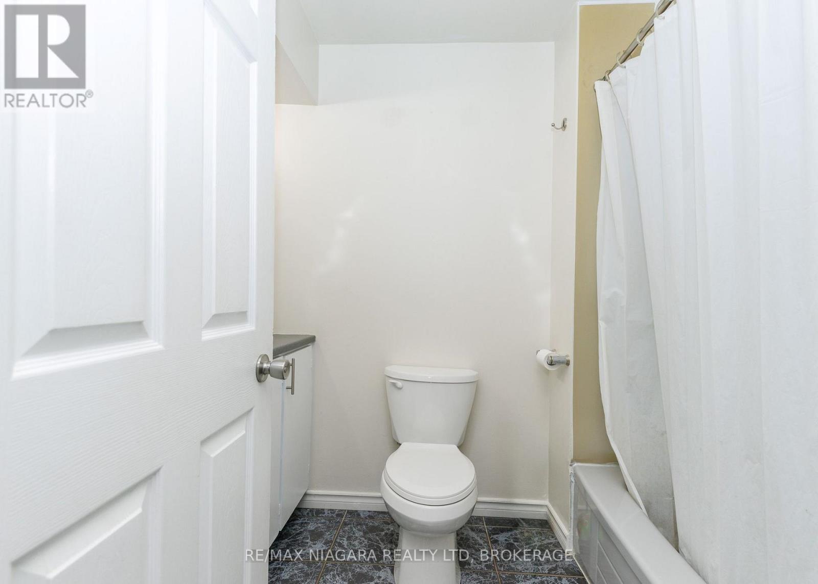 3252 Young Avenue, Fort Erie, Ontario  L0S 1N0 - Photo 17 - X13154494