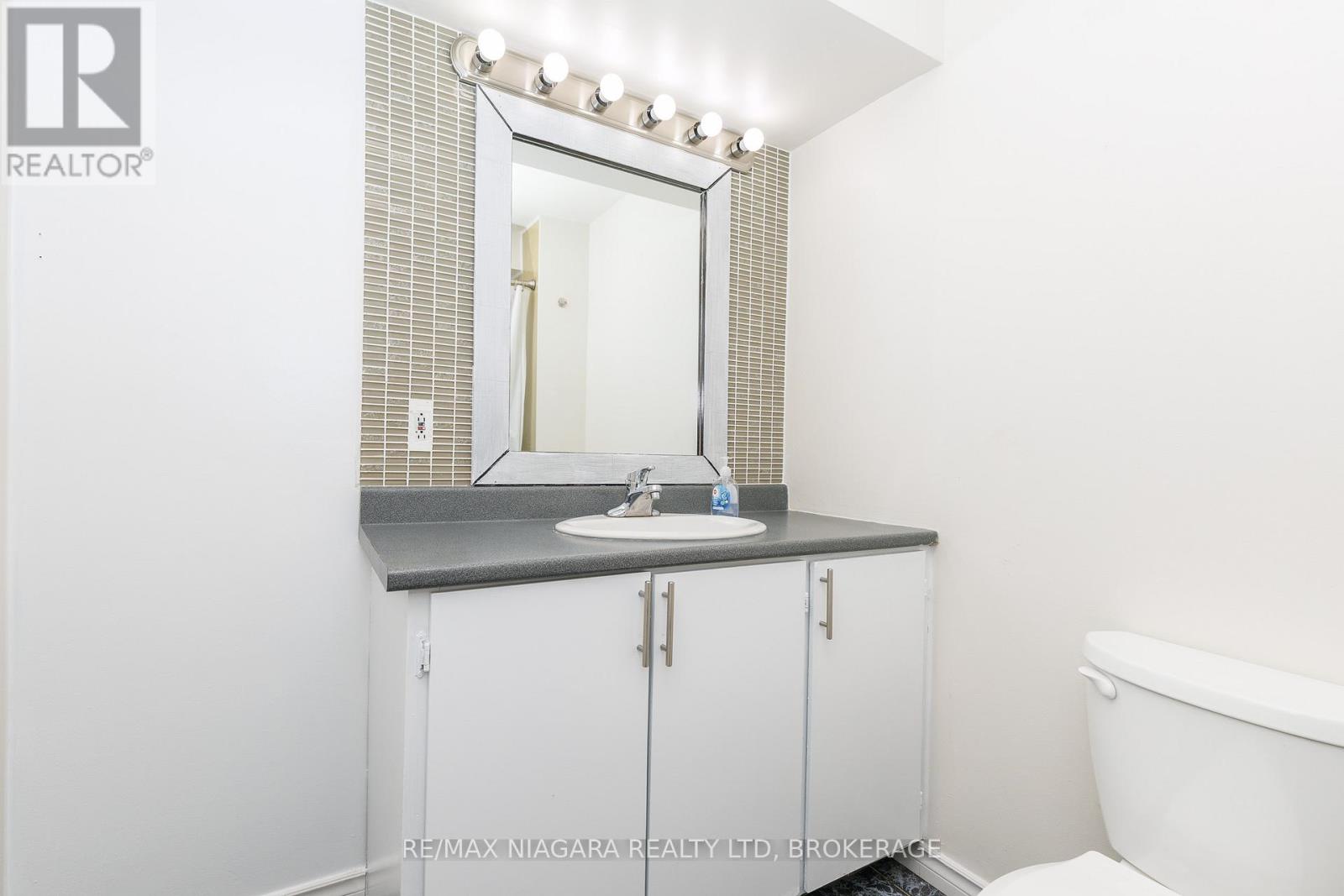 3252 Young Avenue, Fort Erie, Ontario  L0S 1N0 - Photo 18 - X13154494