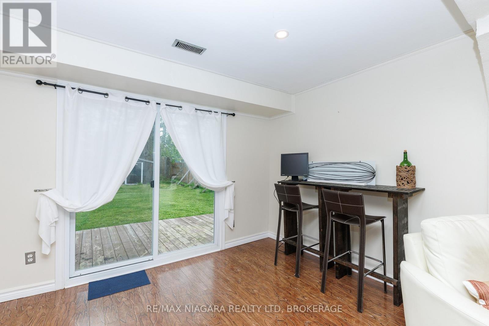 3252 Young Avenue, Fort Erie, Ontario  L0S 1N0 - Photo 8 - X13154494