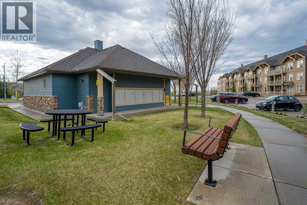 404, 207 Sunset Drive, Cochrane, Alberta  T4C 0H7 - Photo 21 - A2312696