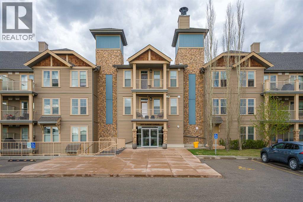 404, 207 Sunset Drive, Cochrane, Alberta  T4C 0H7 - Photo 22 - A2312696
