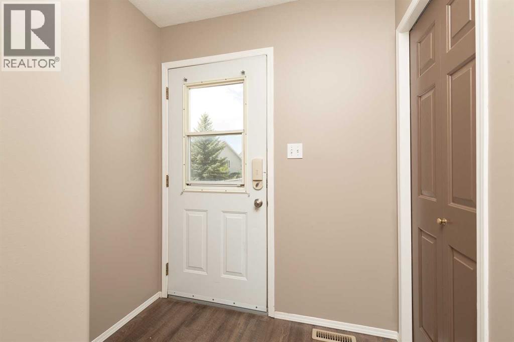 15 Blackfoot Boulevard W, Lethbridge, Alberta  T1K 7N7 - Photo 12 - A2312996