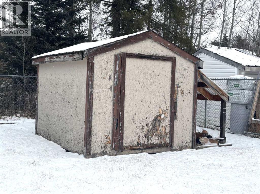 13 Pineview Road, Whitecourt, Alberta  T7S 1H7 - Photo 25 - A2273296