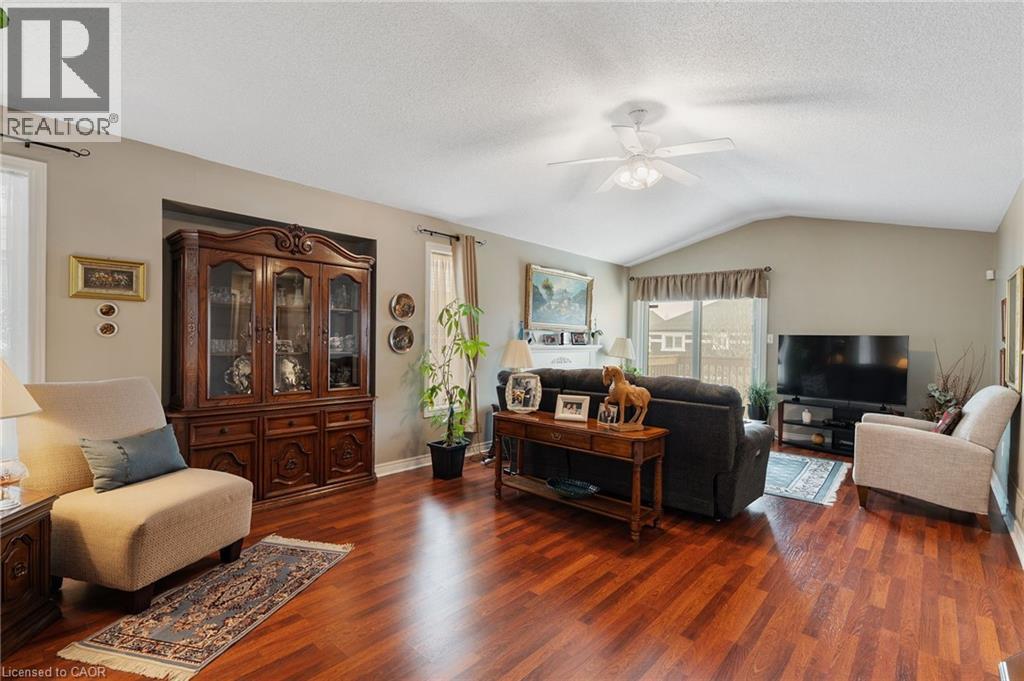 51 Redtail Crescent, Hamilton, Ontario  L9B 2R5 - Photo 16 - 40820312