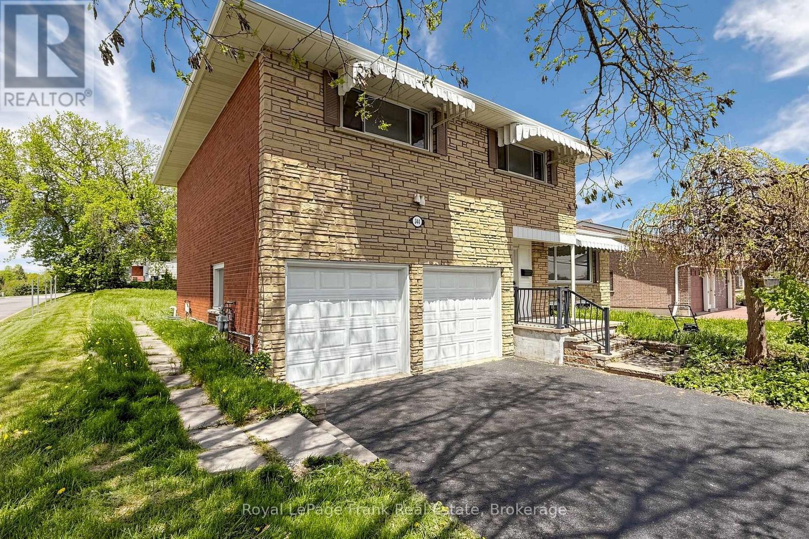344 Rossland Road E, Oshawa, Ontario  L1G 2X1 - Photo 2 - E13154454
