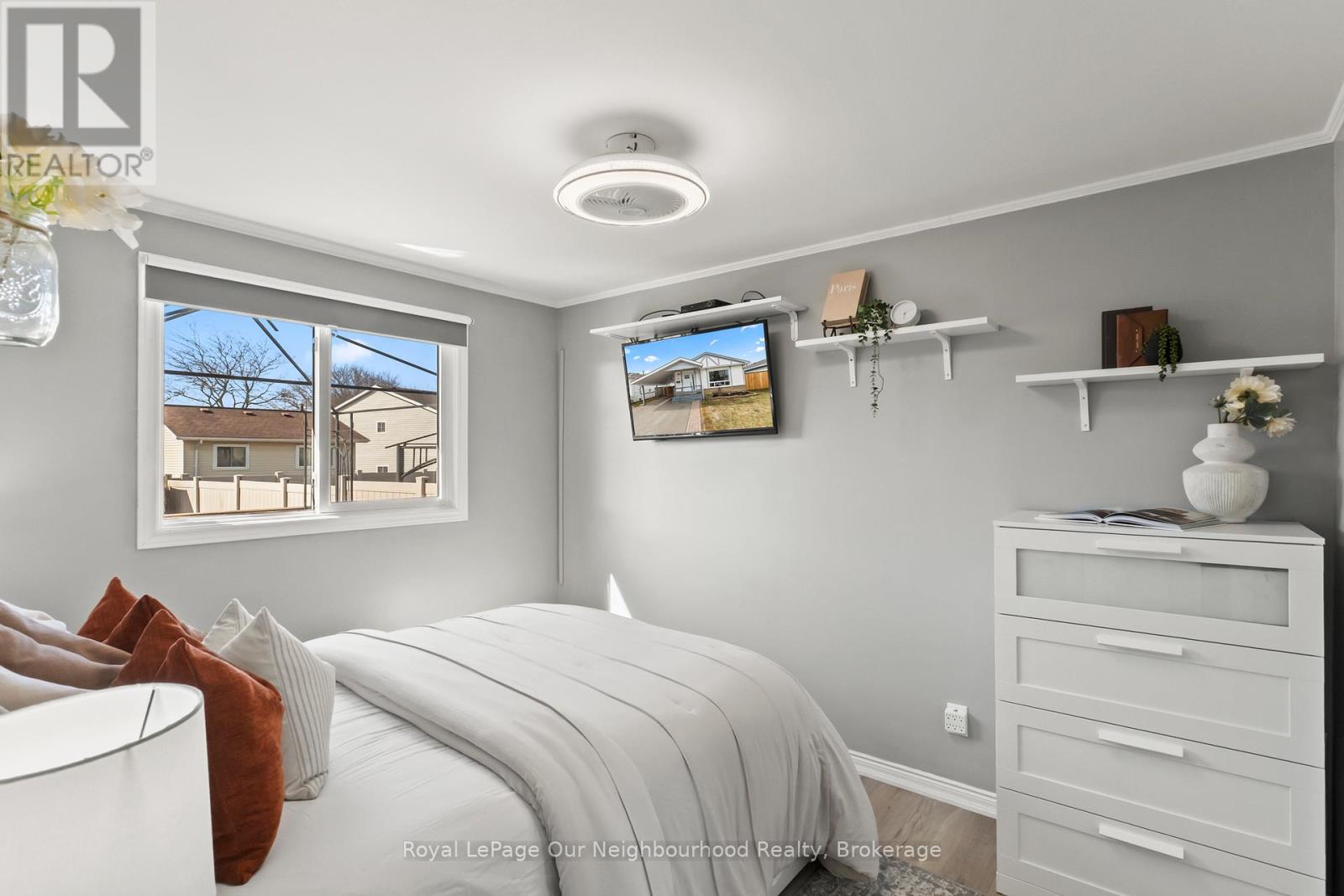 81 Swanston Crescent, Ajax, Ontario  L1S 3J5 - Photo 17 - E13154536