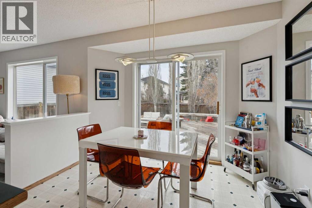 72 Mt Apex Green SE, Calgary, Alberta  T2Z 2V4 - Photo 7 - A2302021